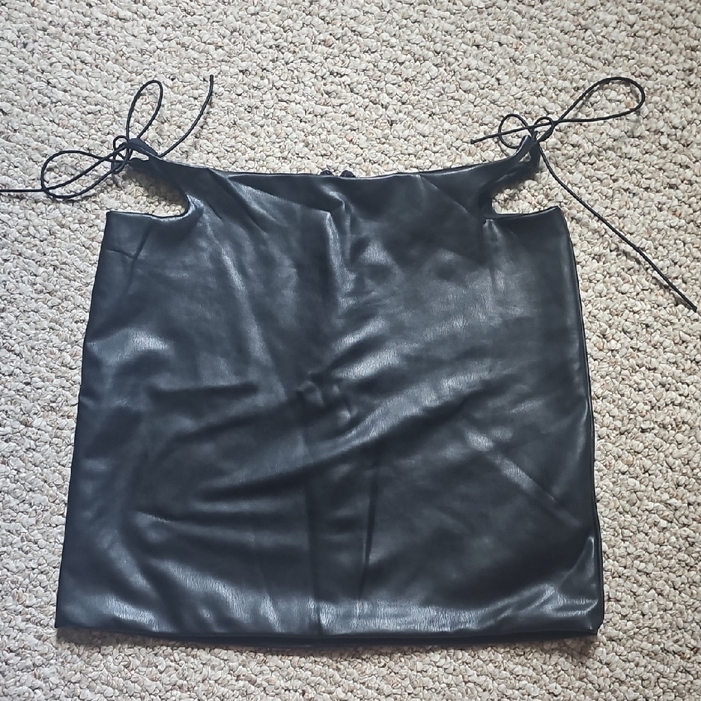 Forever 21 Black Sleeveless Top